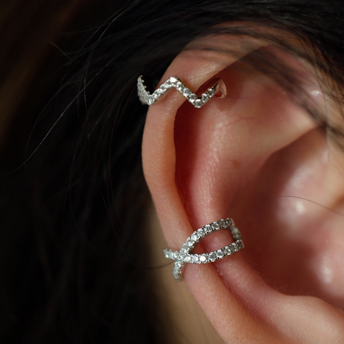 'W' ear cuff