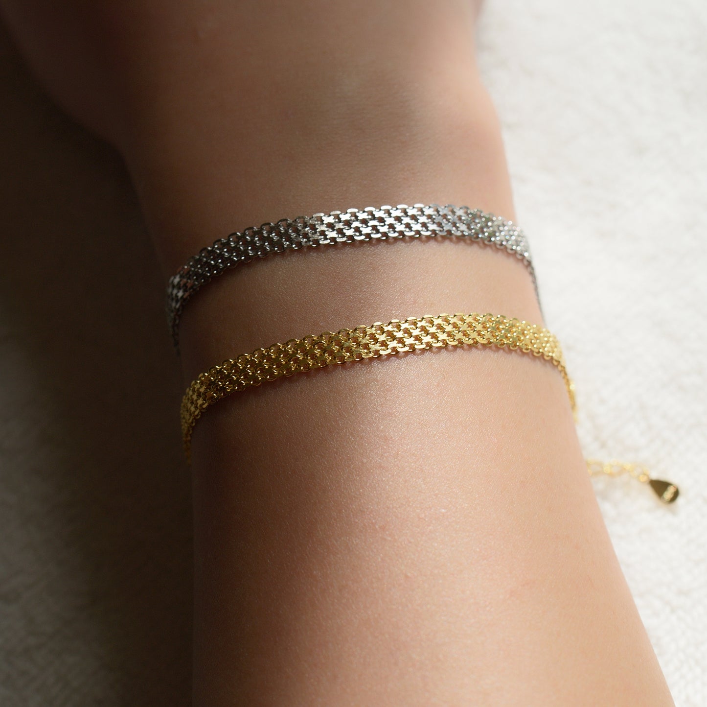 Mesh chain bracelet