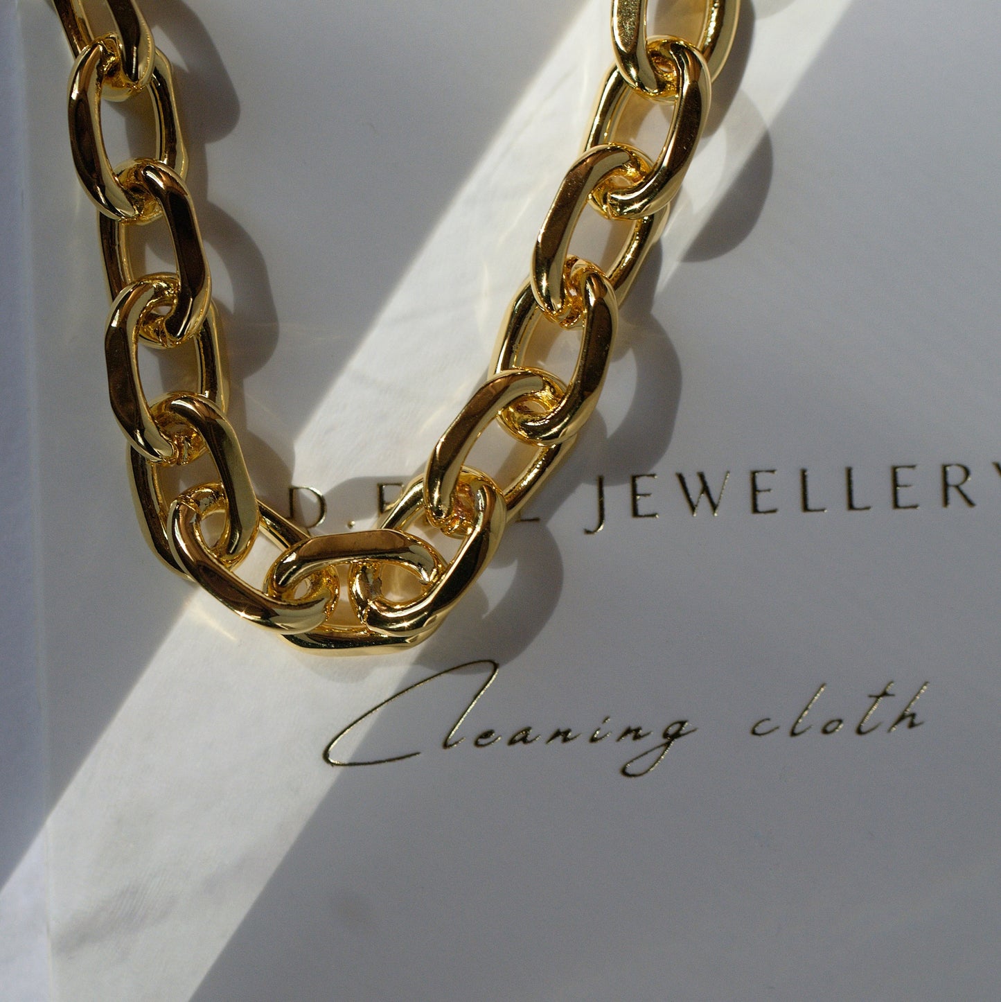 Vintage chain necklace