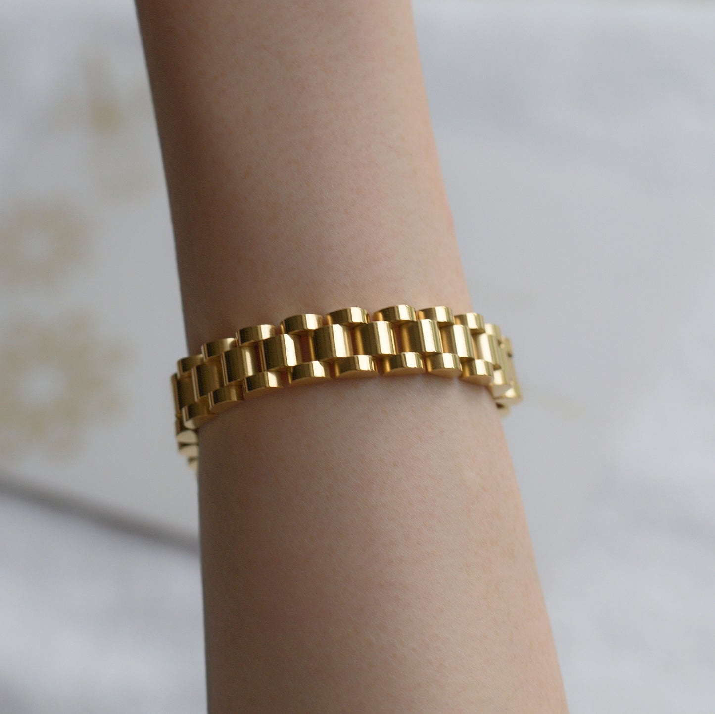 Watch link bracelet